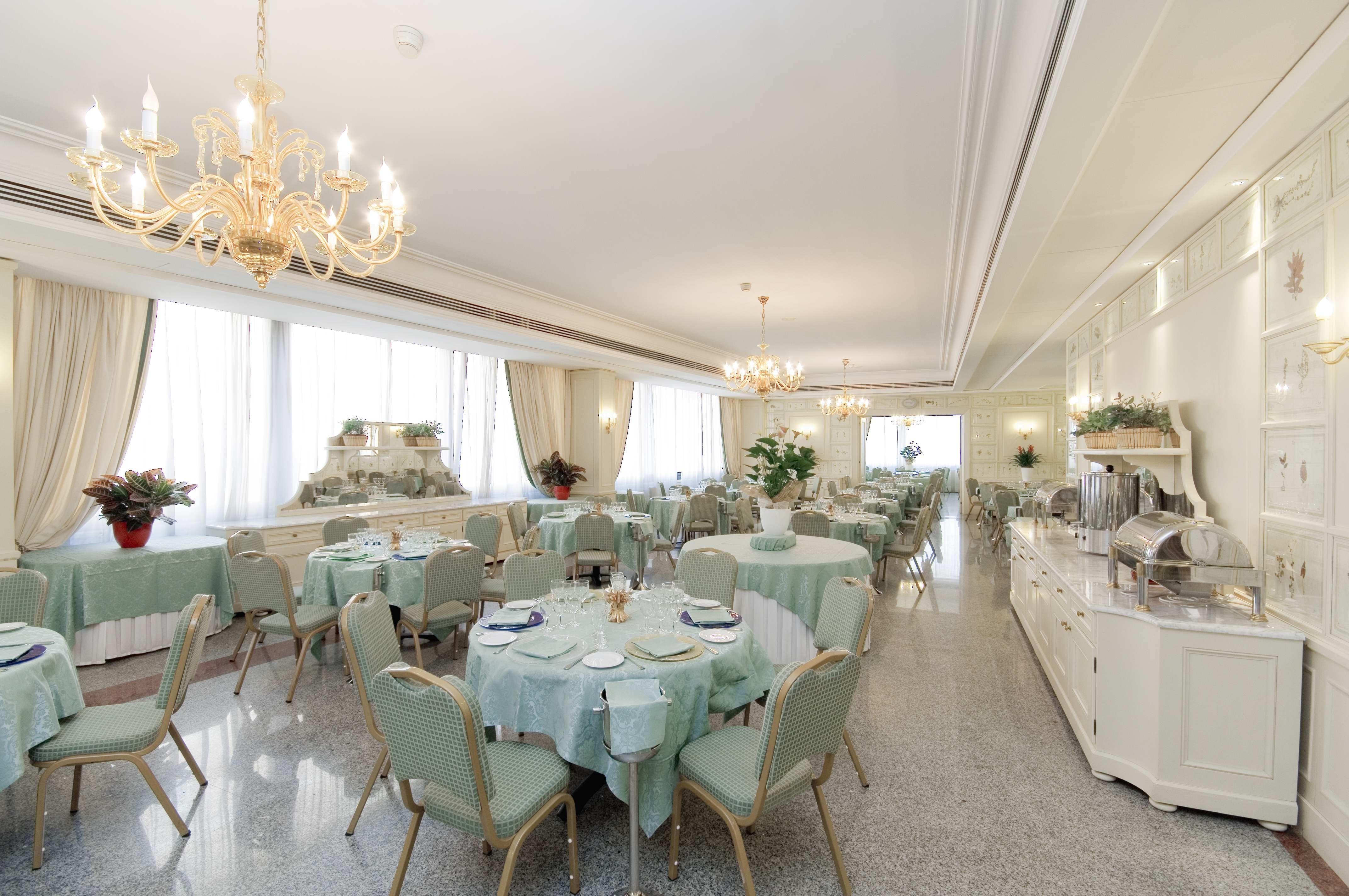 רומא Fh55 Grand Hotel Palatino מראה חיצוני תמונה