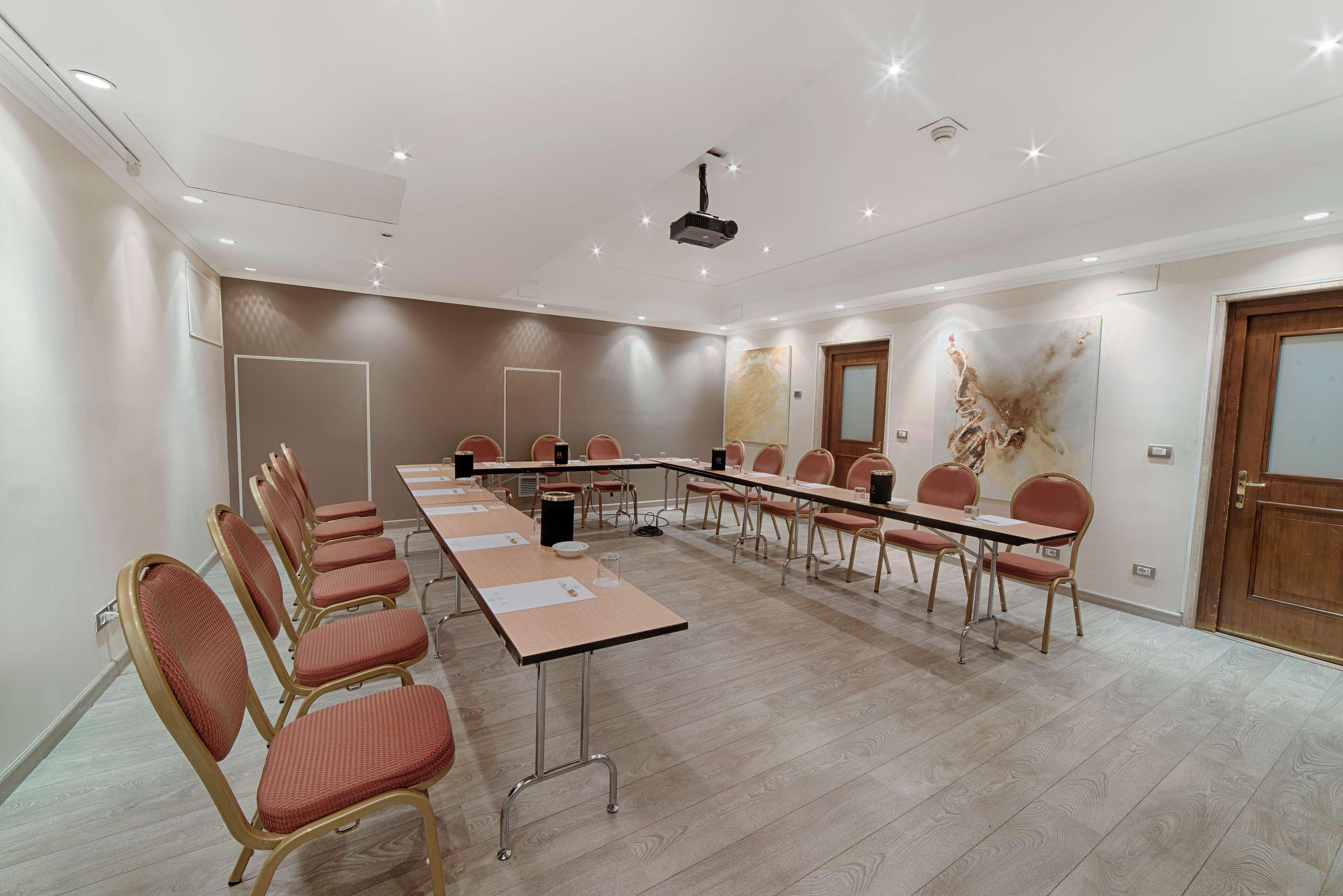רומא Fh55 Grand Hotel Palatino מראה חיצוני תמונה